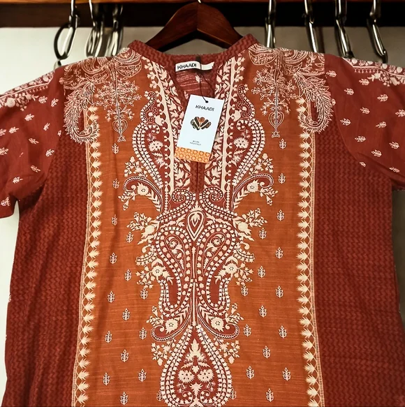 NWT New Embroidered Red Kurta Size Large Bust 21 - Picture 6 of 12